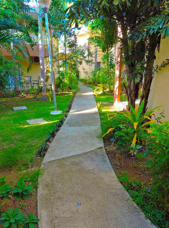 Koniambo Hotel Koné Esterno foto