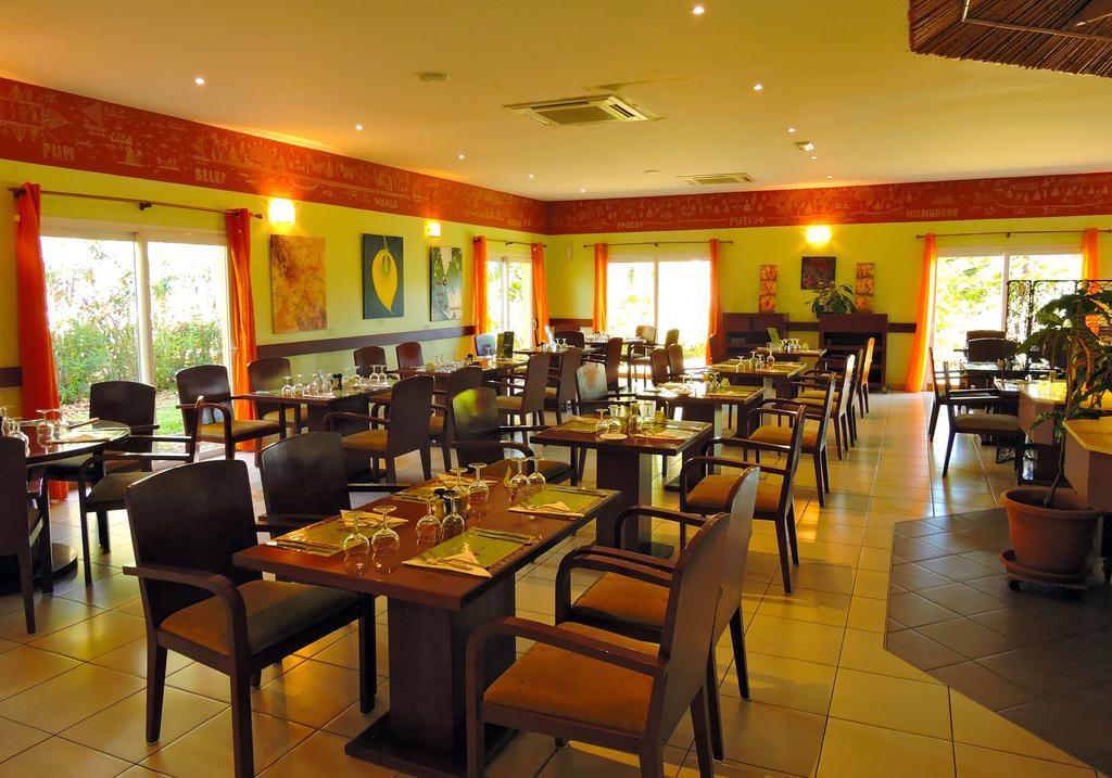 Koniambo Hotel Koné Esterno foto