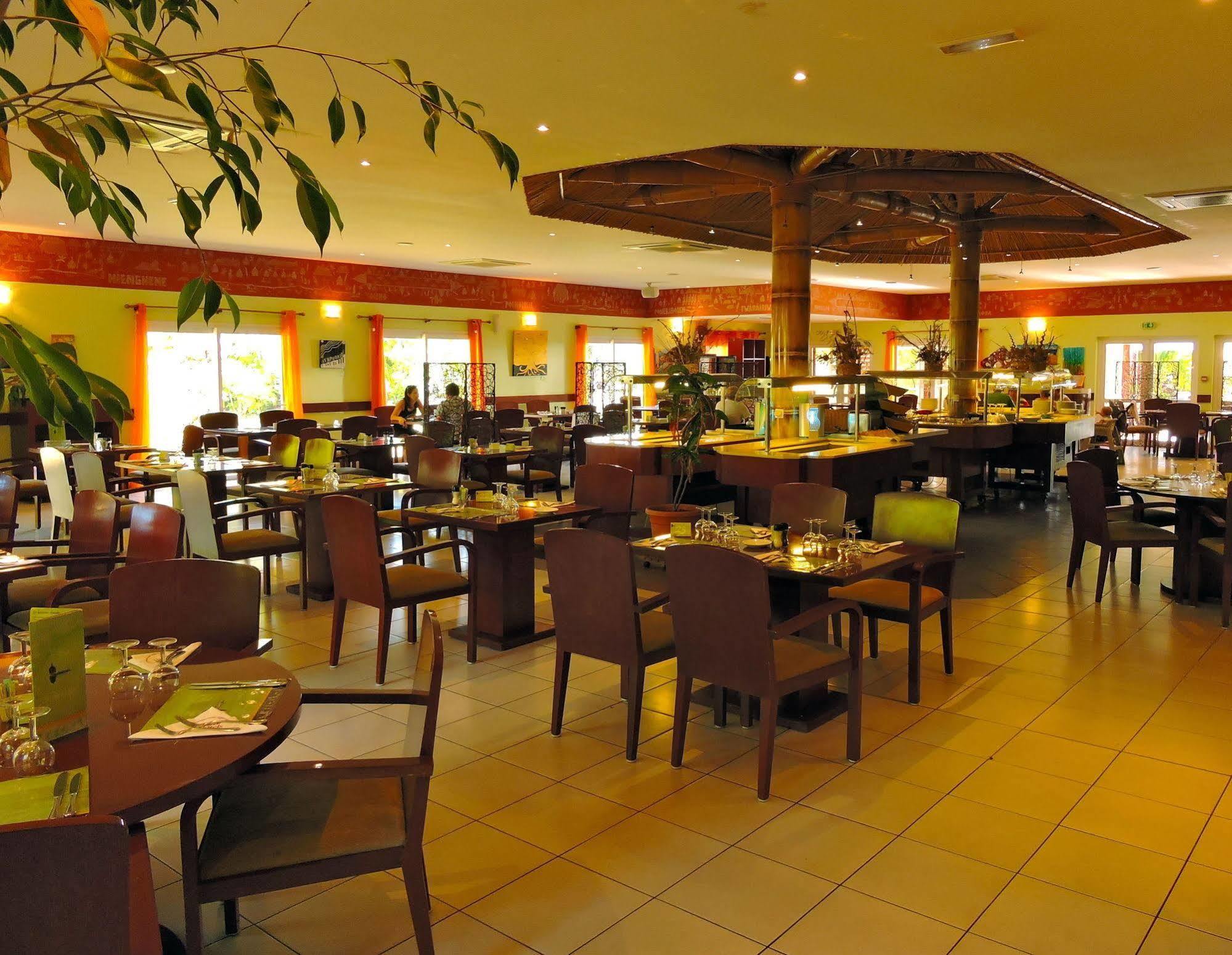 Koniambo Hotel Koné Esterno foto